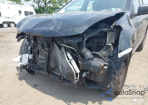 2015 Nissan Rogue Select S z USA, uszkodzony, nr VIN JN8AS5MV2FW770017